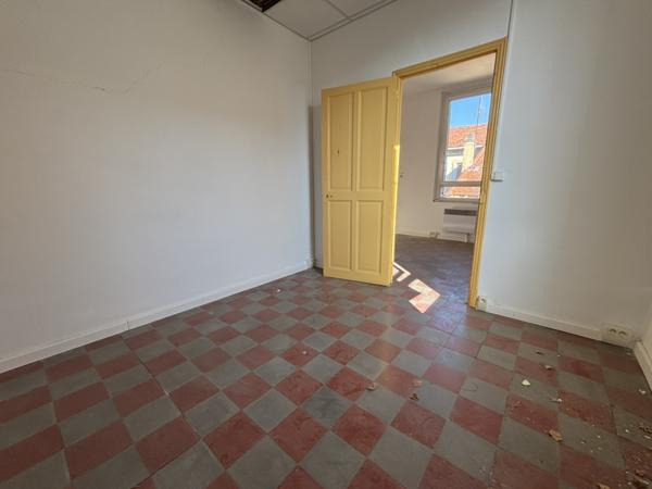 Orange (84100) Immeuble de rapport 215 m2