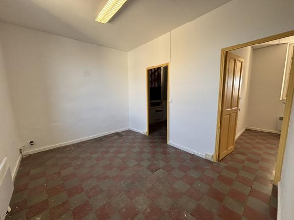 Orange (84100) Immeuble de rapport 215 m2