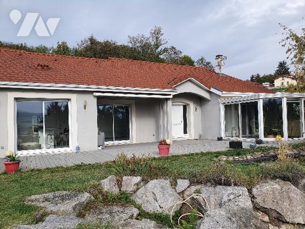 A Saint-Chamond, maison individuelle et terrain constructible.
