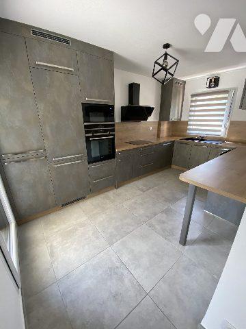 Appartement avec terrasse et vue montagne