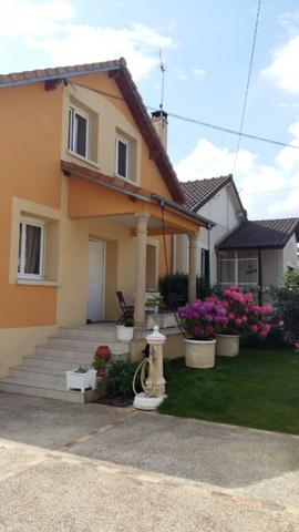 Maison Poissy 5 pièce(s) €479 000 ** - Référence 8785