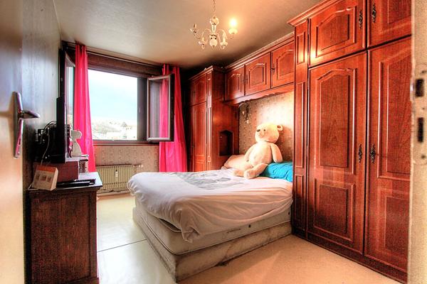 Appartement Chambéry 4 pièces 90 m2 avec balcon, Place de Parking et Double Cave
