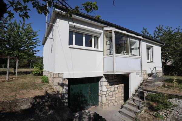 Maison 3 chambres avec garage sur terrain 920 m2