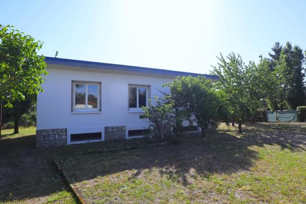 Maison 3 chambres avec garage sur terrain 920 m2