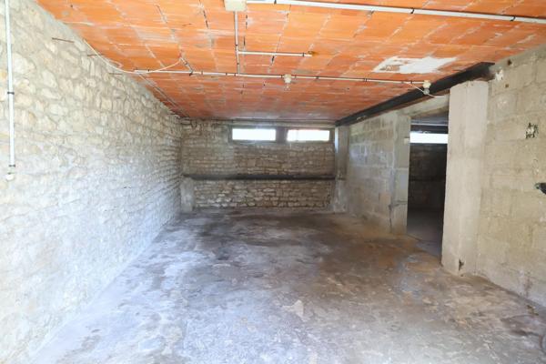 Maison 3 chambres avec garage sur terrain 920 m2