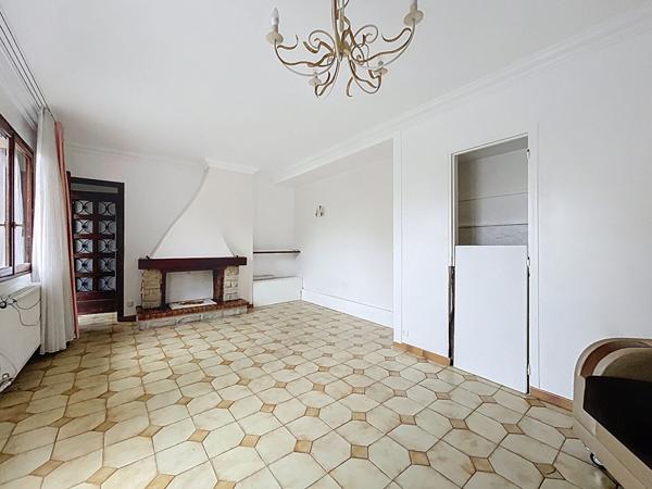 Ensemble immobilier de deux maisons jumelées