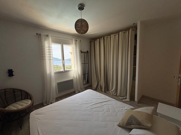 CHARMANTE VILLA T8 PORTICCIO AVEC PISCINE - VUE MER  Grosseto-Prugna (20128)