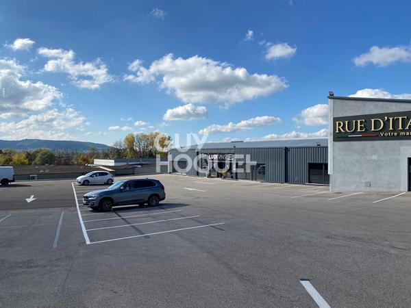 Local commercial Pusey 225 m2