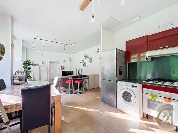 Appartement F4 à vendre  4 pièces - 72 m2 COUTHENANS - 70