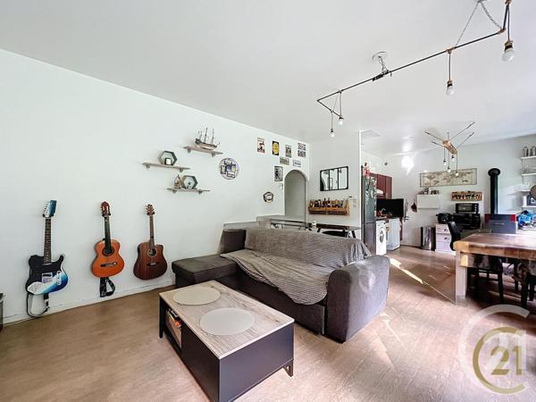 Appartement F4 à vendre  4 pièces - 72 m2 COUTHENANS - 70