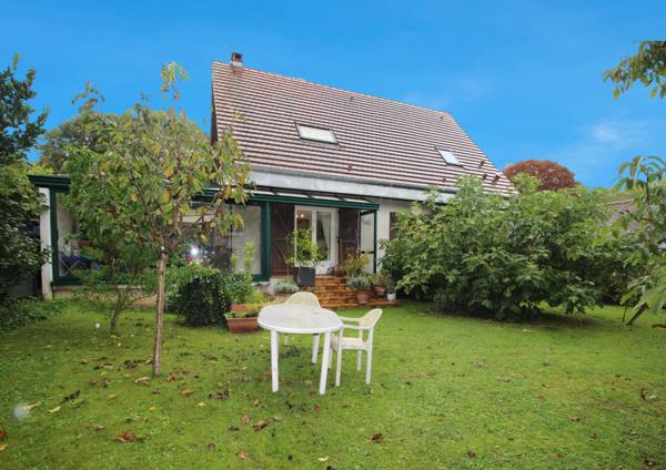 Boussy-Saint-Antoine (91800) Boussy-saint-Antoine: Maison de 173m² proche RER et centre commercial