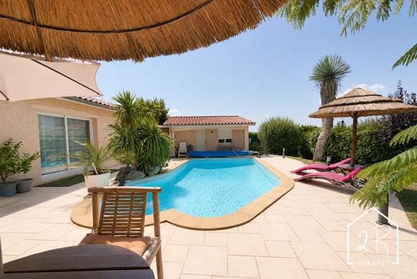 Maison individuelle 126 m² avec garage et piscine