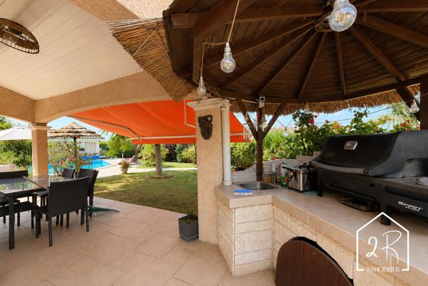 Maison individuelle 126 m² avec garage et piscine