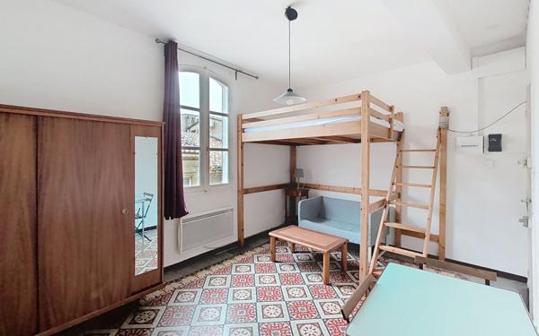 Appartement à vendre    1 pièce •  Avignon