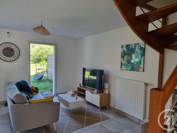Maison à vendre  4 pièces - 90 m 2   LAGNIEU  - 01
