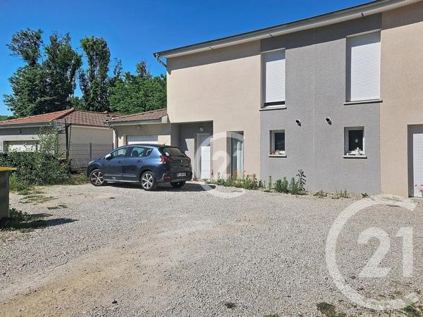 Maison à vendre  4 pièces - 90 m 2   LAGNIEU  - 01