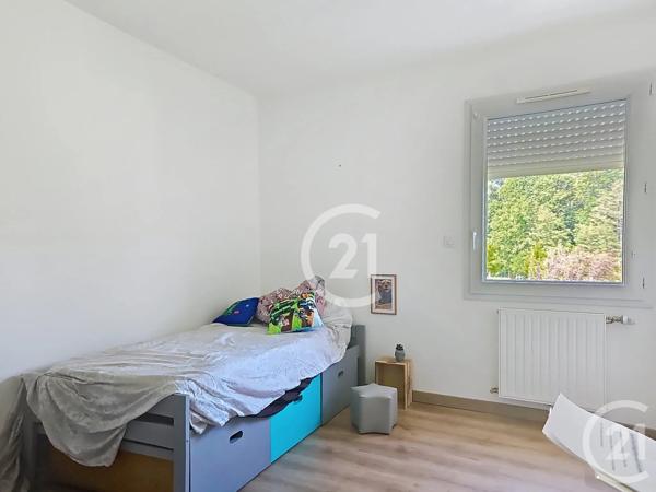 Maison à vendre  4 pièces - 90 m 2   LAGNIEU  - 01
