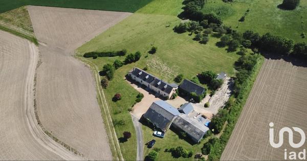 Maison à vendre 14 pièces 325 m² Noyant-Villages