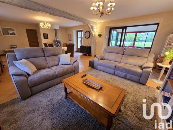 Maison à vendre 14 pièces 325 m² Noyant-Villages