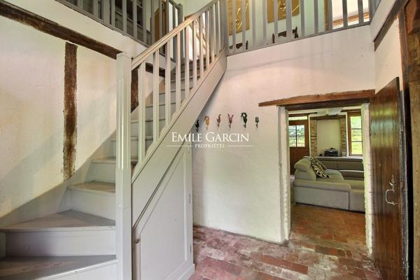 A vendre - Loiret  (45)- Maison de campagne avec piscine et grange -