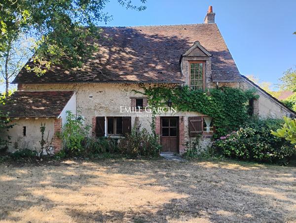 A vendre - Loiret  (45)- Maison de campagne avec piscine et grange -