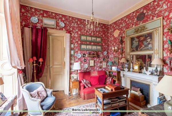 Maison 20 pièces - 1200 m² Bien prestige