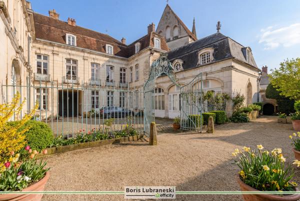 Maison 20 pièces - 1200 m² Bien prestige