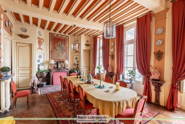 Maison 20 pièces - 1200 m² Bien prestige