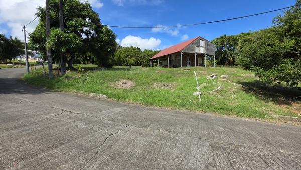 Terrain constructible 1 215 m² – ( 97280 ) Le Vauclin