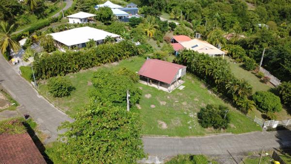 Terrain constructible 1 215 m² – ( 97280 ) Le Vauclin