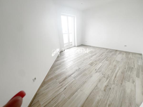 Maison 5 pièce(s) 3 chambre(s) 112 m²