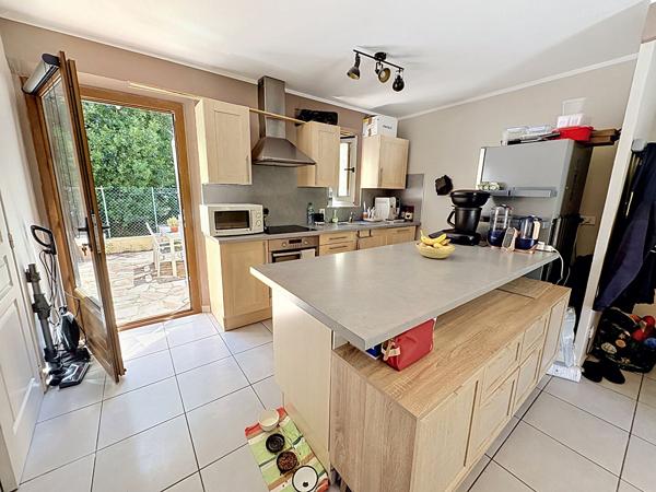 Maison néo-provençale 4 pièces à Peymeinade - Emplacement idéal, calme et sans travaux !