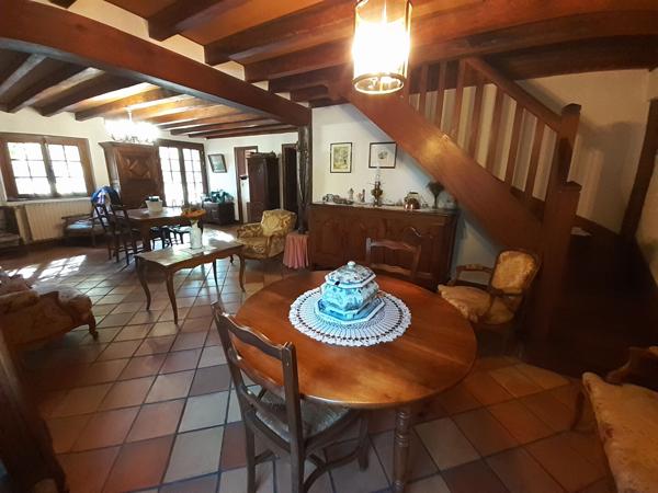 Authentique ferme landaise rénovée 8 pièces de 198 m² à Vert