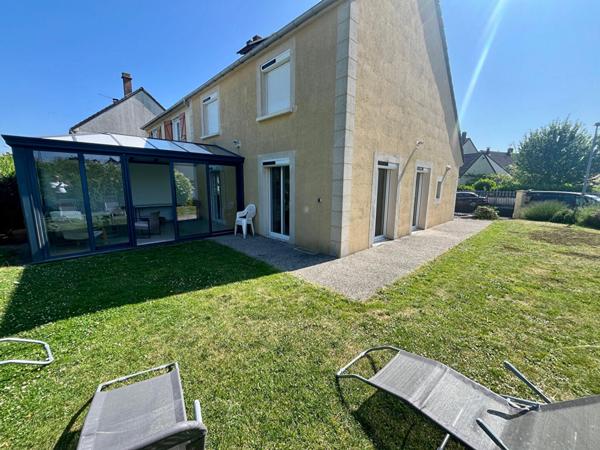 VILLENOY Maison 5/6 chambres avec jardin et véranda et sous-sol