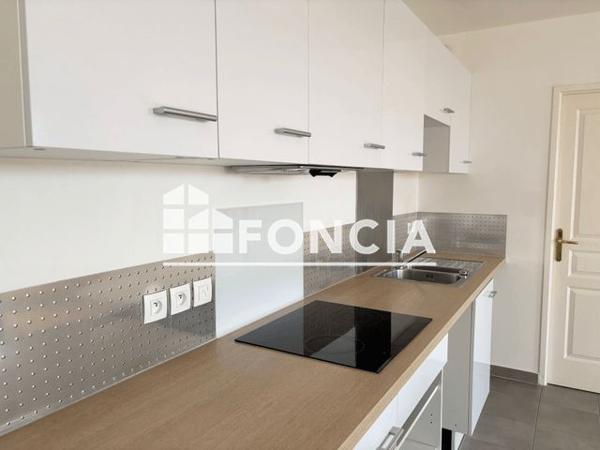 Location Appartement 3 pièces 68 m² - 521 RUE ABEL GUYET Plaisir 78370