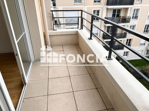 Location Appartement 3 pièces 68 m² - 521 RUE ABEL GUYET Plaisir 78370