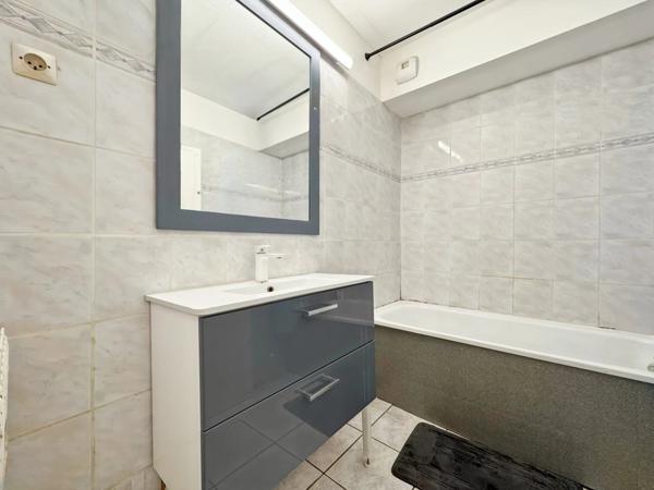 Vente Appartement 4 pièces 76 m2 à Évry-Courcouronnes