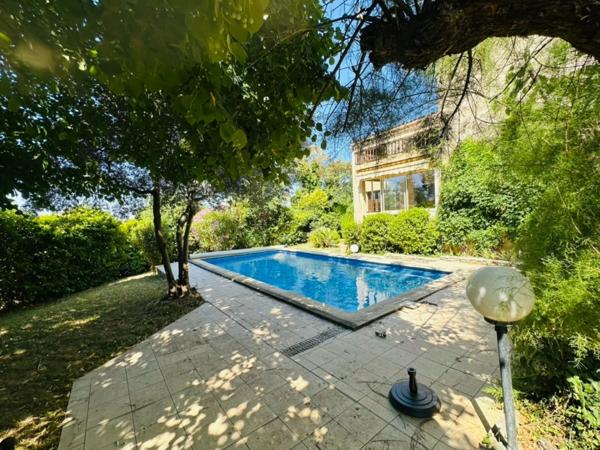 Maison familiale 6 chambres – 159 m² – Jardin, garage, terrasse et vue