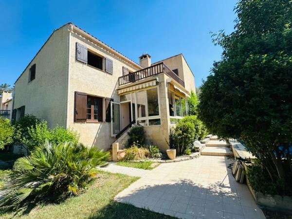 Maison familiale 6 chambres – 159 m² – Jardin, garage, terrasse et vue