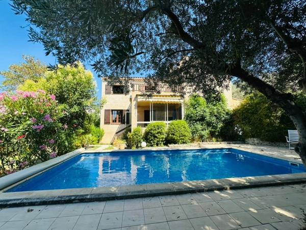 Maison familiale 6 chambres – 159 m² – Jardin, garage, terrasse et vue