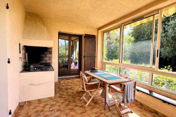 Maison familiale 6 chambres – 159 m² – Jardin, garage, terrasse et vue