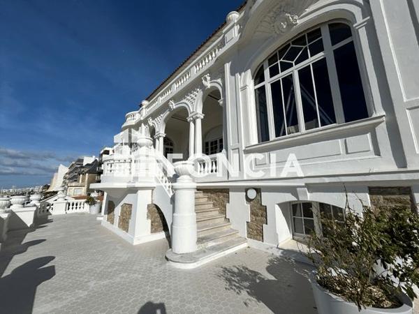 Location Appartement 5 pièces 181.8 m² - 16 AVENUE DE MAZY Pornichet 44380