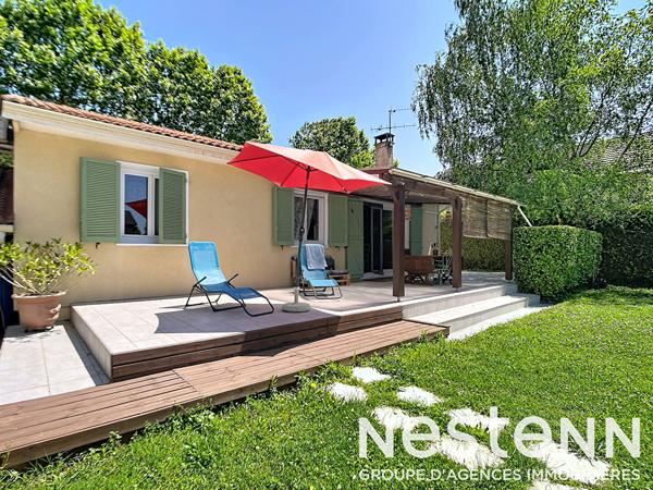 BEYNOST - MAISON PLAIN PIED - 3 CHAMBRES - GRAND JARDIN AVEC PISCINE - GARAGE