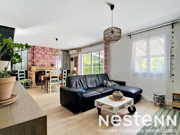 BEYNOST - MAISON PLAIN PIED - 3 CHAMBRES - GRAND JARDIN AVEC PISCINE - GARAGE