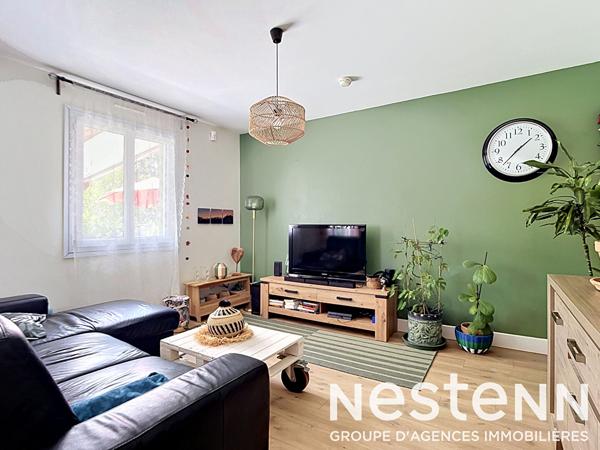 BEYNOST - MAISON PLAIN PIED - 3 CHAMBRES - GRAND JARDIN AVEC PISCINE - GARAGE