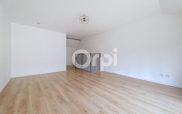 Appartement à louer    2 pièces • 46,22 m2 Longueil-Sainte-Marie