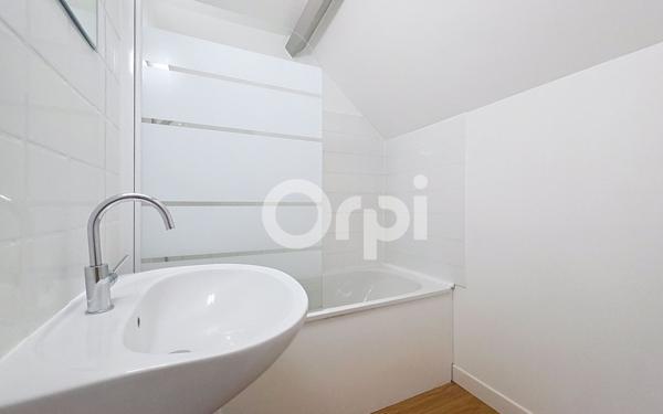 Appartement à louer    2 pièces • 46,22 m2 Longueil-Sainte-Marie