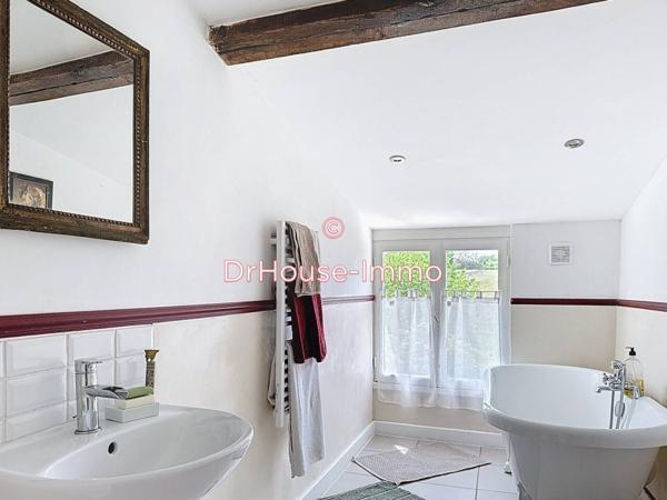 Maison à vendre 10 pièces de 240 m²