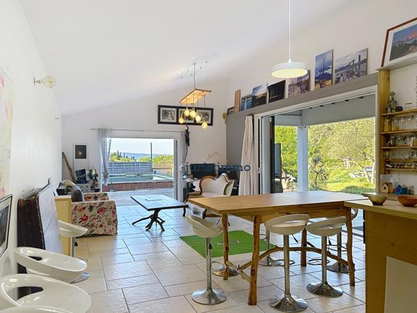 Mondragon (84430) Maison plain pied, de 193 m² au calme