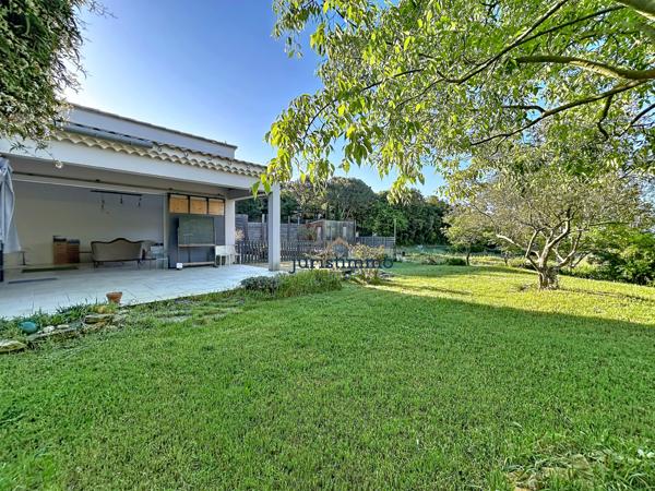 Mondragon (84430) Maison plain pied, de 193 m² au calme